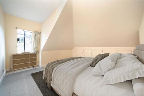 2 bedroom flat for sale, Sutherland Square, London SE17