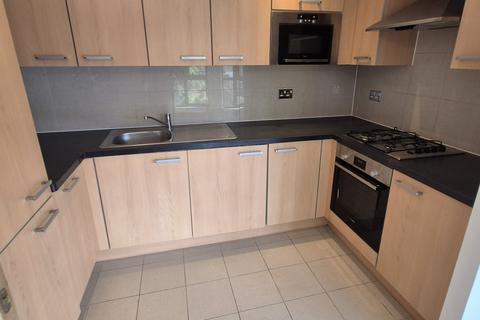 2 bedroom flat to rent, Mannock Close, Colindale