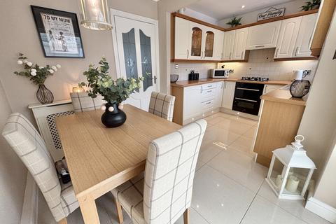 3 bedroom semi-detached house for sale, Marine Parade, Fleetwood FY7