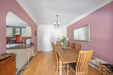 31 Heming Road, Edgware, HA8 9AB