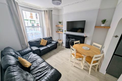 undefined, Knighton Road, Plymouth PL4