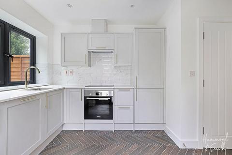 3 bedroom semi-detached house for sale, Ongar Road, Dumnow CM6