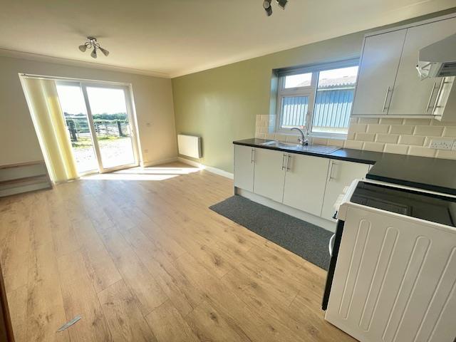 Living/Kitchen