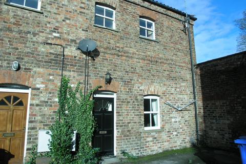 2 bedroom terraced house to rent, Grove Court, Driffield, YO25
