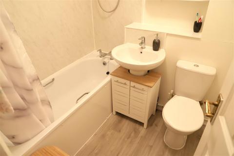 1 bedroom flat to rent, 40 Lansdowne Avenue, Slough SL1