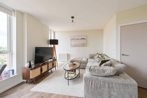 44 Geoff Cade Way, London E3