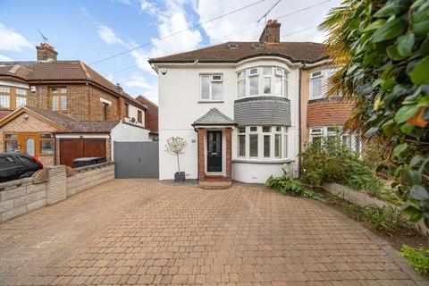 36 Milton Hall Road, Gravesend, DA12 1QW