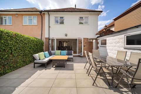 36 Milton Hall Road, Gravesend, DA12 1QW
