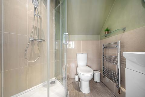 36 Milton Hall Road, Gravesend, DA12 1QW