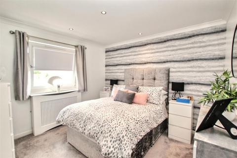 17/8 Carnwath Court Carnwath Road, Carluke, ML8 4DF