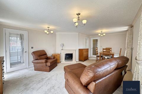 2 bedroom chalet for sale, Cambrian Residential Park, Cardiff, CF5