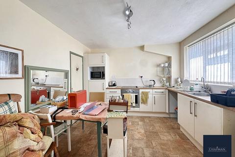 undefined, Pyle Road, Cardiff, CF5