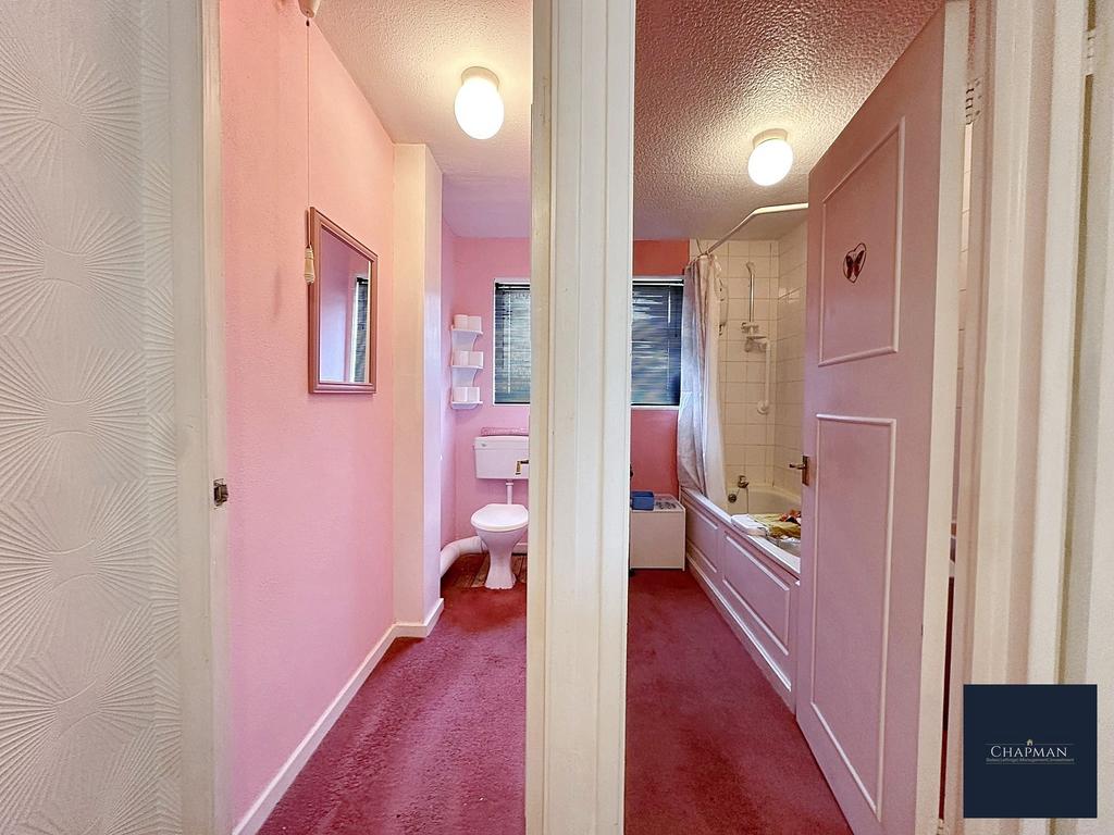 Bathroom / toilet
