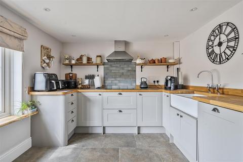 3 bedroom semi-detached house for sale, Mill Lane, Westbury BA13