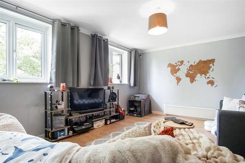 2 bedroom apartment for sale, Hawkesbury Mews, Darlington