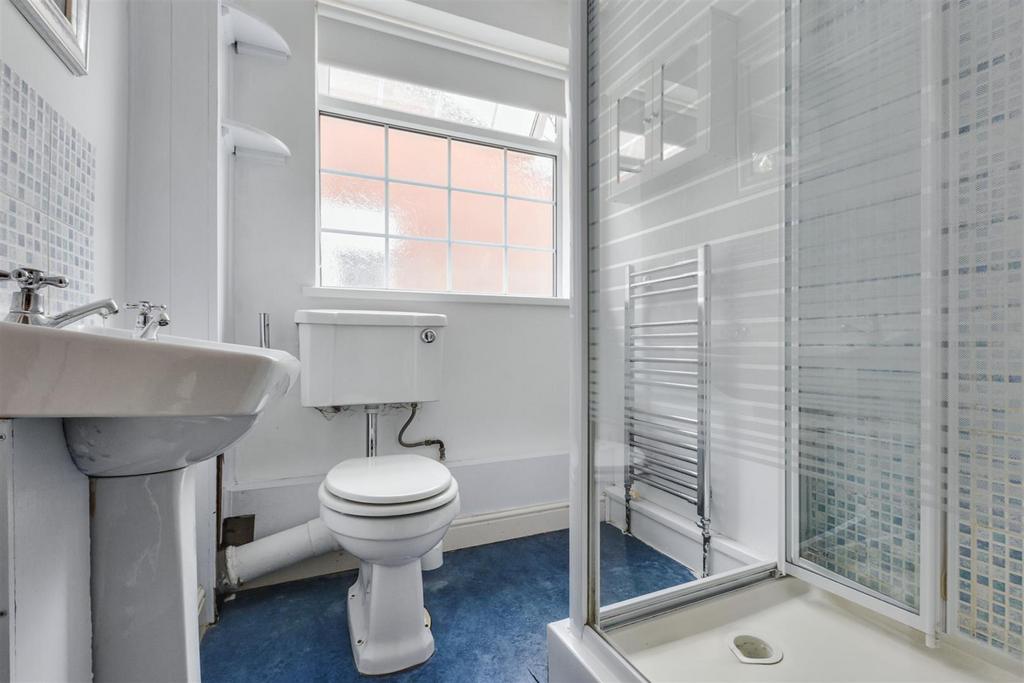 Shower Room.jpeg