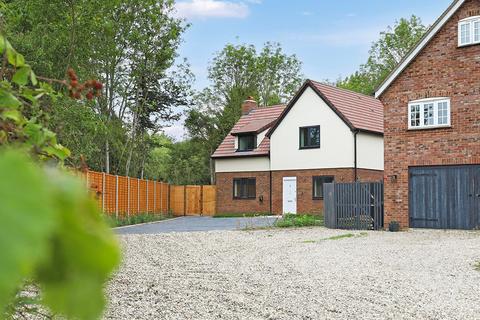 3 bedroom detached house for sale, Ongar Road, Dunmow CM6