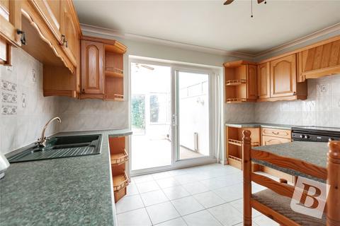 3 bedroom semi-detached house for sale, Peterborough Avenue, Upminster, RM14
