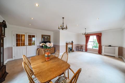 undefined, Coldstream Road, Caterham CR3