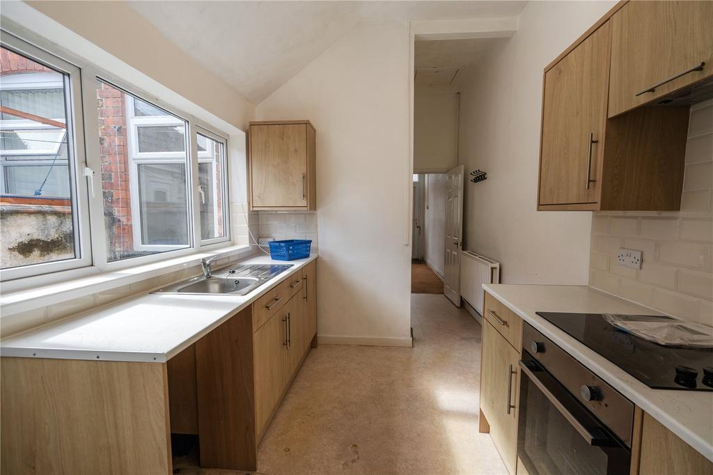 Kitchen (2)