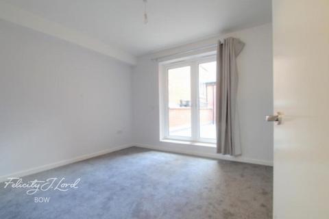 1 bedroom flat to rent, Old Church Road, LONDON