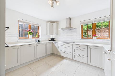 5 bedroom detached house for sale, Reindeer Court, Potterspury, NN12