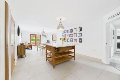 5 bedroom detached house for sale, Reindeer Court, Potterspury, NN12
