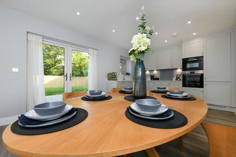 4 bedroom detached house for sale, Hawthorn Close, Bicknacre
