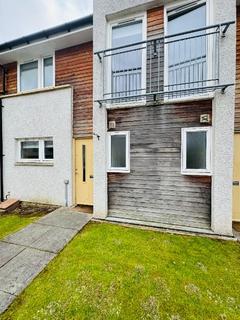 3 bedroom terraced house to rent, Elm Court, Bridge of Earn, Perthshire, PH2