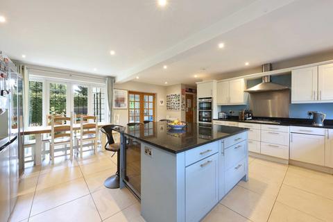 6 bedroom detached house for sale, Dukes Wood Drive, Gerrards Cross, Buckinghamshire, SL9