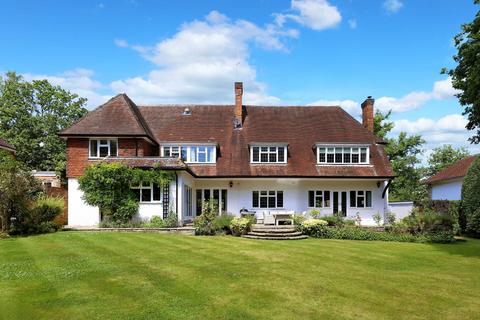 6 bedroom detached house for sale, Dukes Wood Drive, Gerrards Cross, Buckinghamshire, SL9