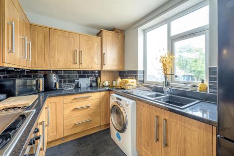 undefined, Yew Tree Road, Dudley, DY2 0LG