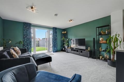 2 bedroom end of terrace house for sale, Hayloft Way, Nuneaton CV11