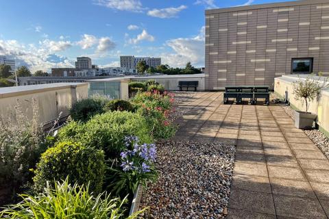 2 bedroom flat for sale, Guildhall Apartments, Park Walk, Southampton