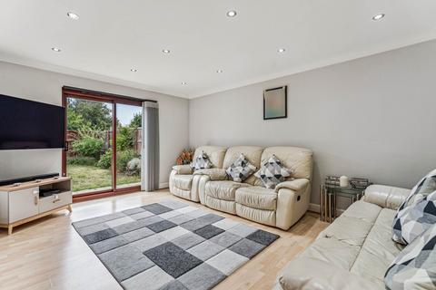 undefined, Knutsford Avenue, North Watford