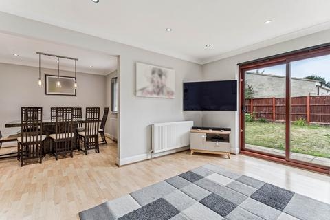 undefined, Knutsford Avenue, North Watford