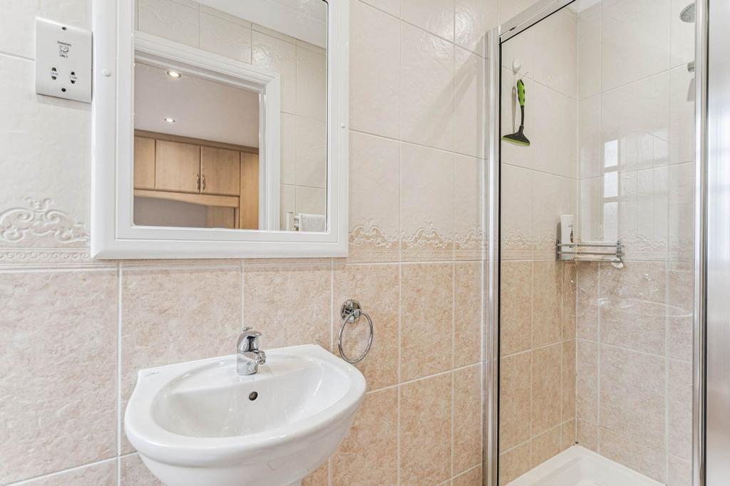 Ensuite Shower Room