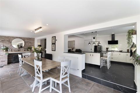 3 bedroom bungalow for sale, Grosvenor Road, Harworth and Bircotes, Doncaster, South Yorkshire, DN11