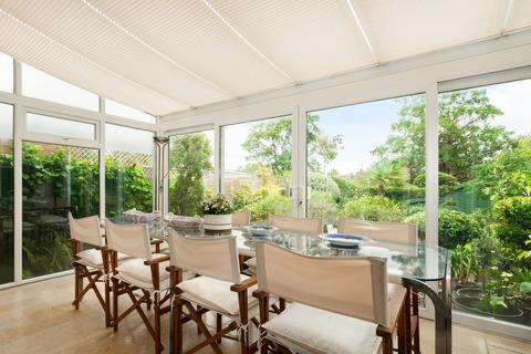 undefined, Milton Close, Henley-on-Thames RG9