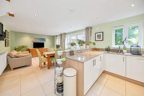 4 bedroom detached house for sale, Hereford Way, Royston SG8