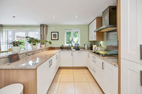 4 bedroom detached house for sale, Hereford Way, Royston SG8
