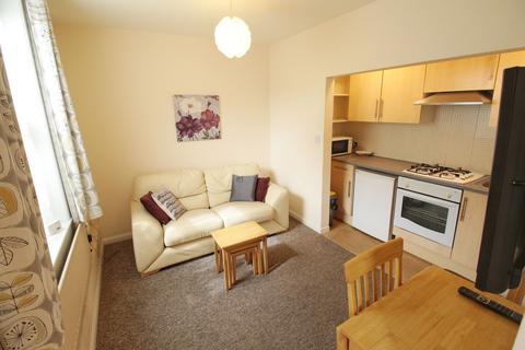 1 bedroom flat to rent, 25 The Avenue, Lincoln, Lincolnshire, LN1 1PD, United Kingdom