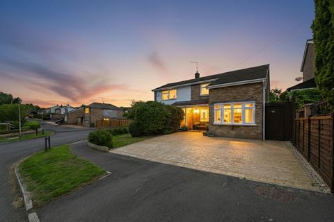 4 bedroom detached house for sale, Spencers Road, Stamford PE9