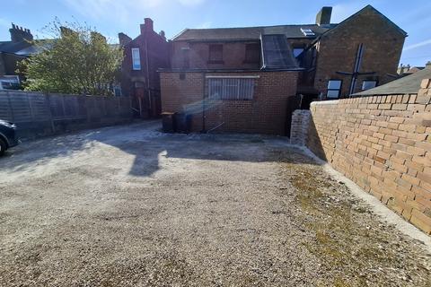 undefined, Hoyland, Barnsley S74
