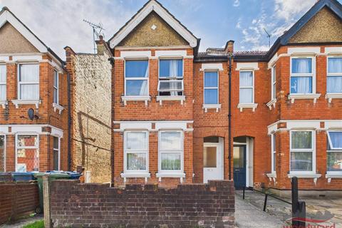 2 bedroom flat for sale, Radnor Road, Harrow
