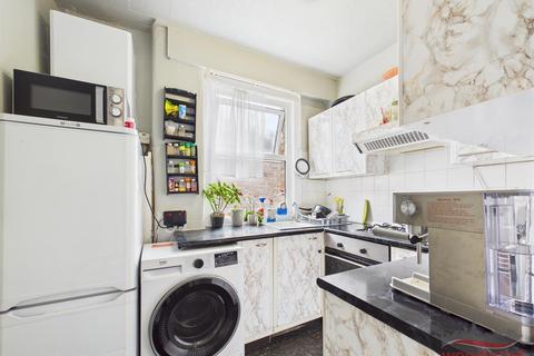 2 bedroom flat for sale, Radnor Road, Harrow