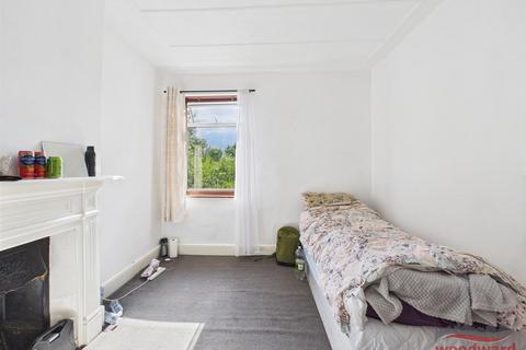 18a Radnor Road, Harrow, HA1 1RY
