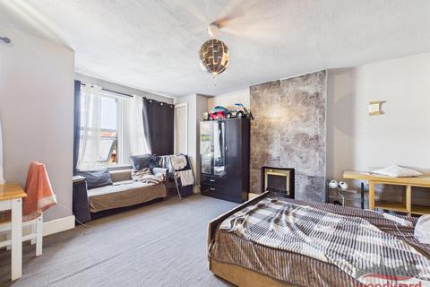 18a Radnor Road, Harrow, HA1 1RY