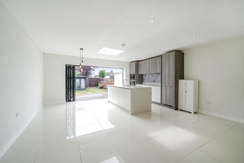 93 Pavilion Way, Ruislip, HA4 9JL