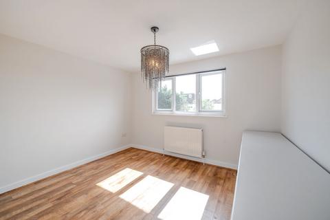 93 Pavilion Way, Ruislip, HA4 9JL